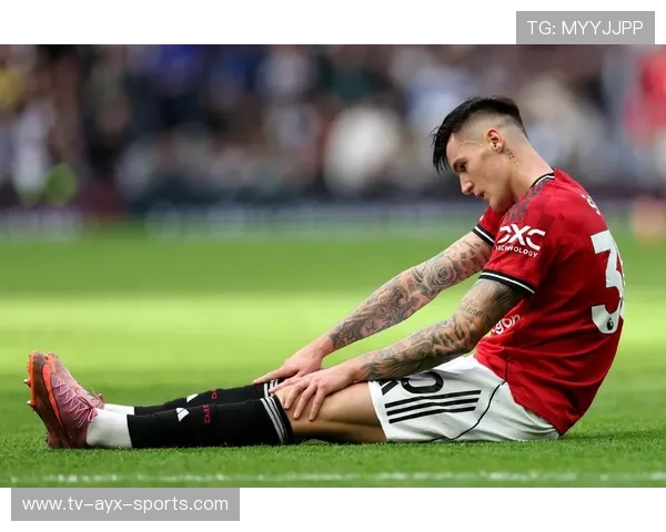 流量拉满！曼联2-2绝平森林三连胜终结：3分钟丢两球新星天外飞仙