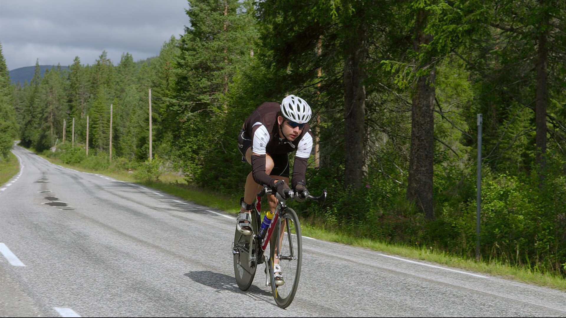 中国男篮保持专注力 精准执行赛前部署,聊聊中国男篮